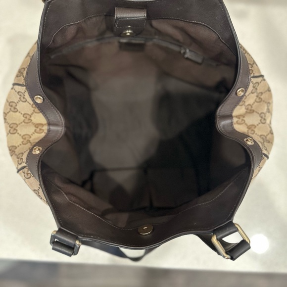 Gucci Handbag - Picture 8 of 16